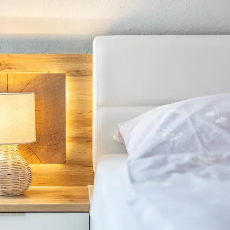 Luna Apartment *